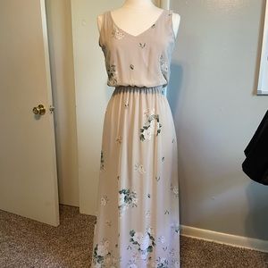 Show me your MuMu nude dress with florals